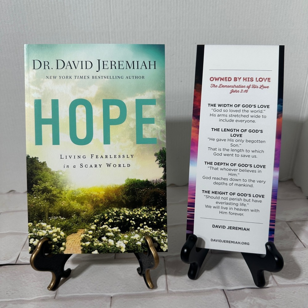 Hope: Living Fearlessly…PB Book &‎ Hope: An Anchor…PB Study Guide David Jeremiah